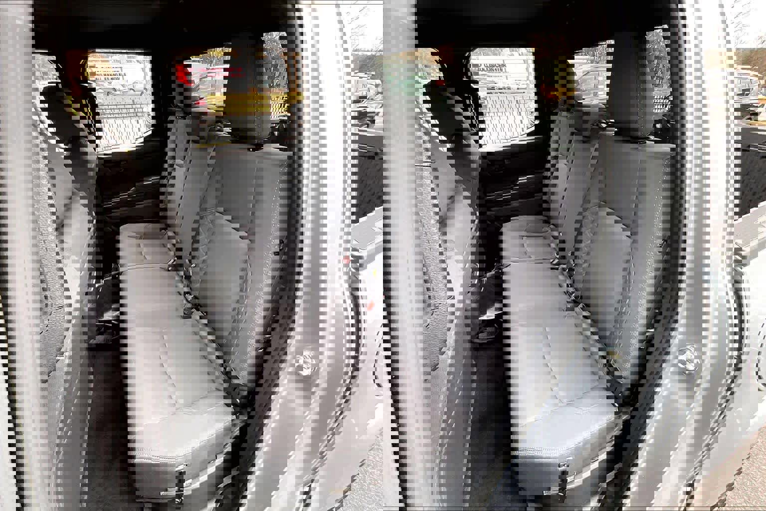 Certified 2025 Toyota Tacoma SR5 image 18