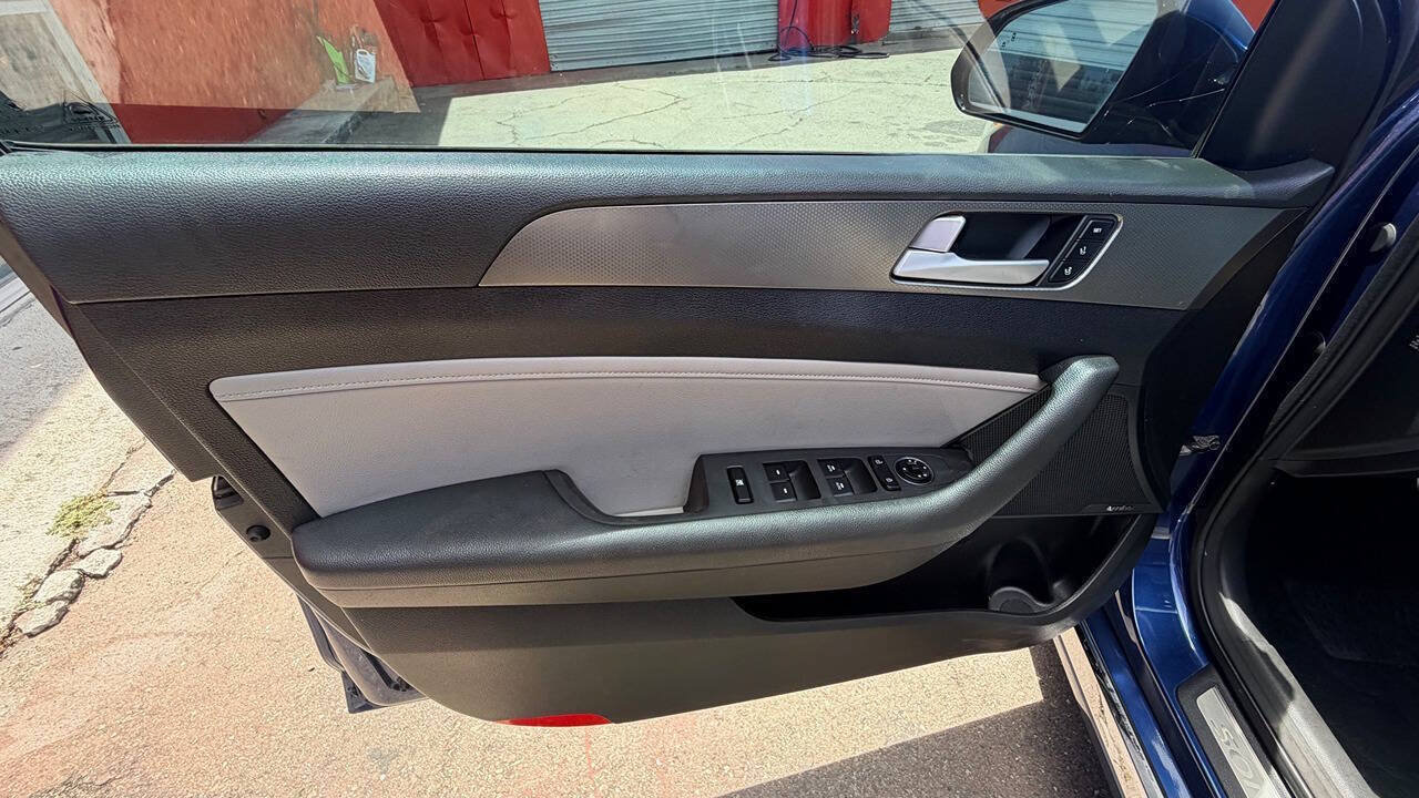 Used 2015 Hyundai Sonata Limited 2.0T FWD image 21