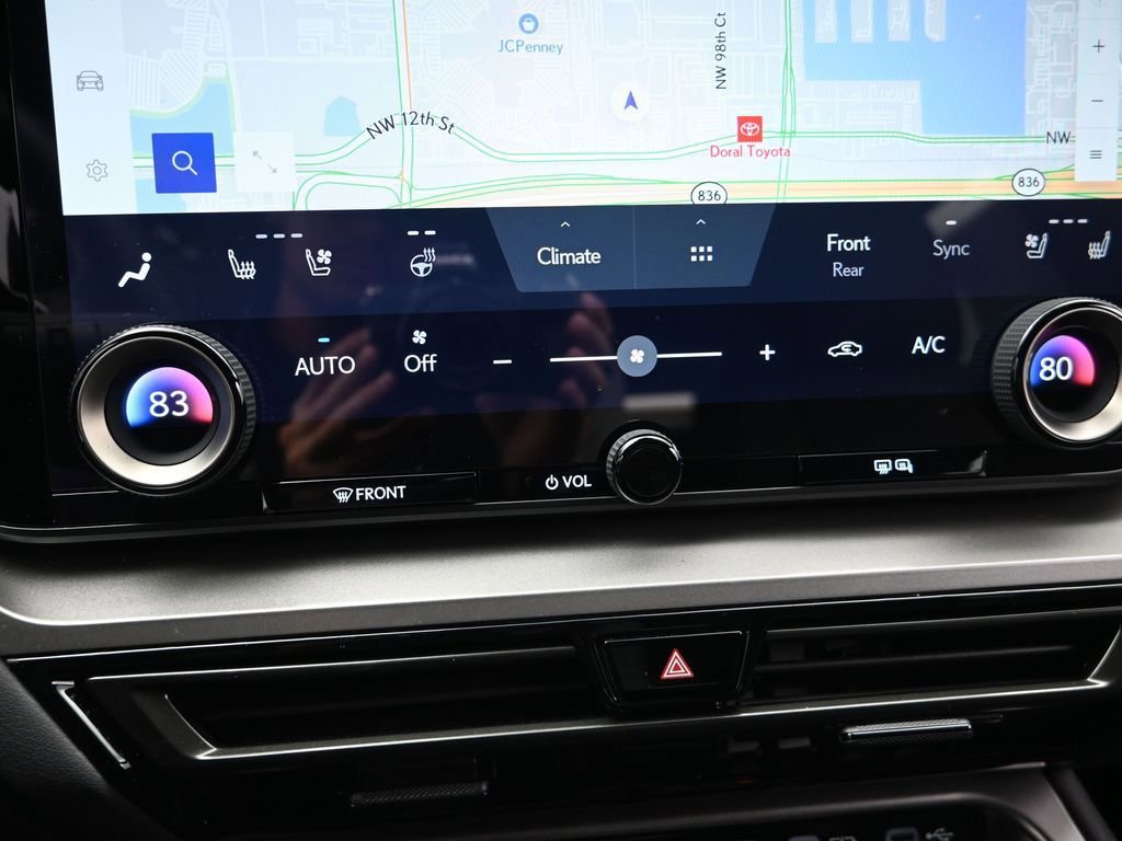 Used 2025 Lexus TX 350 AWD w/ Technology Package image 13