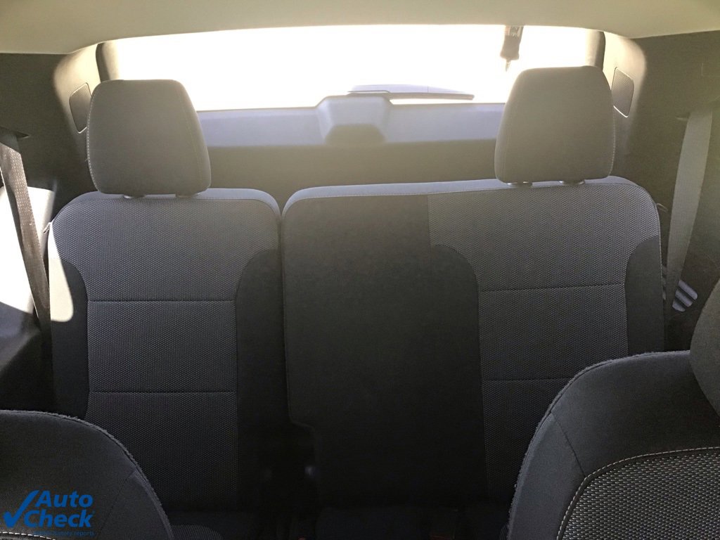 Used 2021 Chevrolet Traverse LT image 14