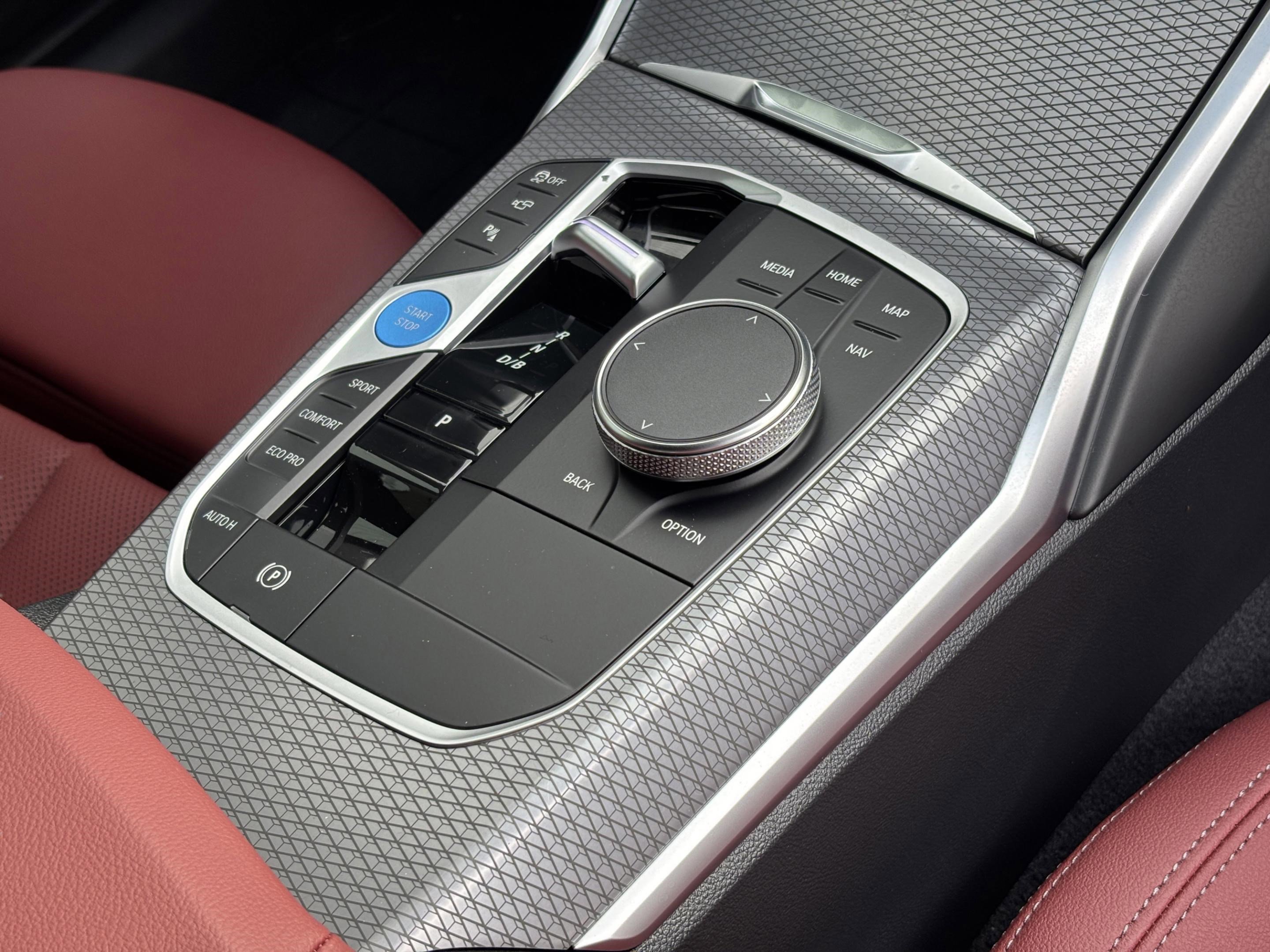 Used 2026 BMW i4 eDrive40 w/ Premium Package image 27