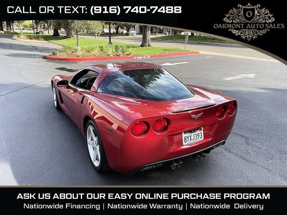 Used 2005 Chevrolet Corvette Coupe w/ Preferred Equipment Group RWD image 9
