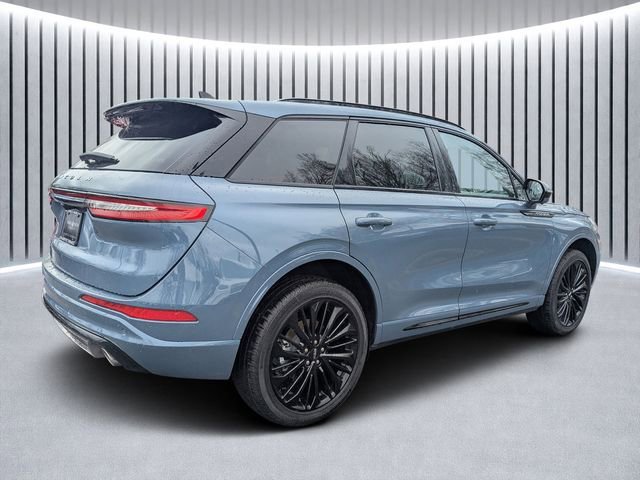 New 2026 Lincoln Corsair Reserve w/ Jet Appearance Package AWD/4WD image 3