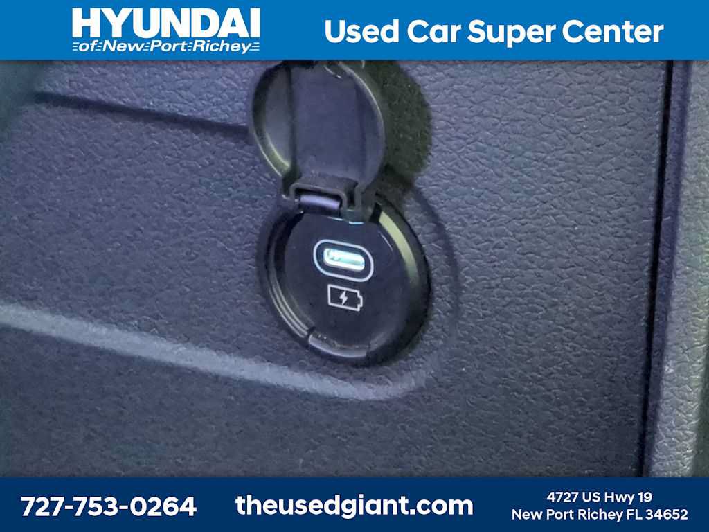 Used 2024 Hyundai Palisade SEL w/ Premium Package FWD image 45