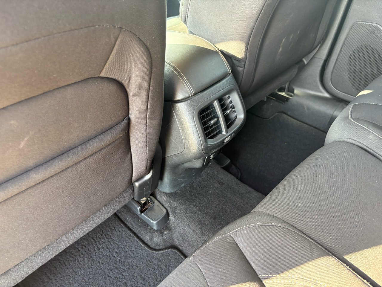 Used 2016 Jeep Cherokee Latitude image 31