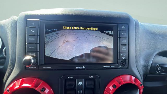 Used 2017 Jeep Wrangler Unlimited Rubicon image 14