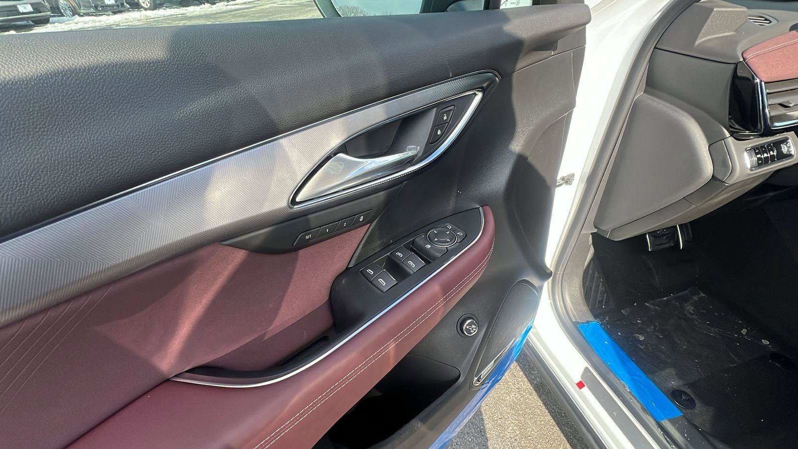 New 2026 Buick Envision Sport Touring image 9