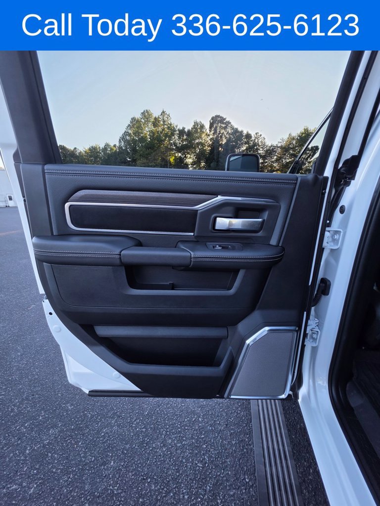 New 2027 RAM 2500 Laramie AWD/4WD image 24