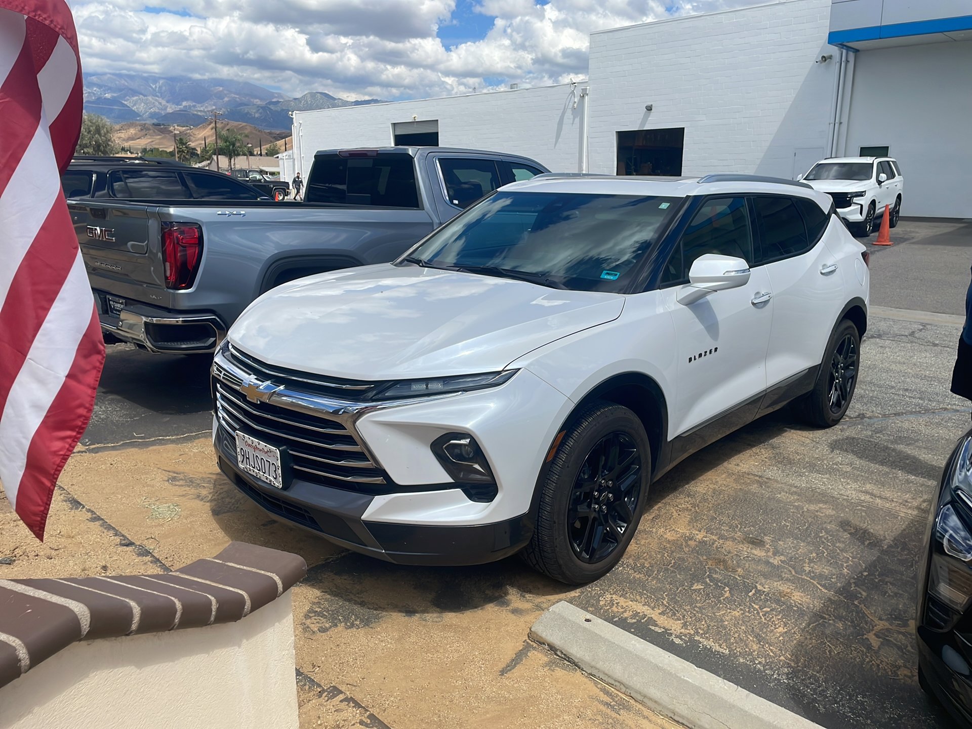 Used 2023 Chevrolet Blazer Premier image 1