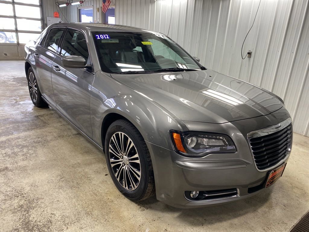 Used 2012 Chrysler 300 S w/ Luxury Group AWD/4WD image 5