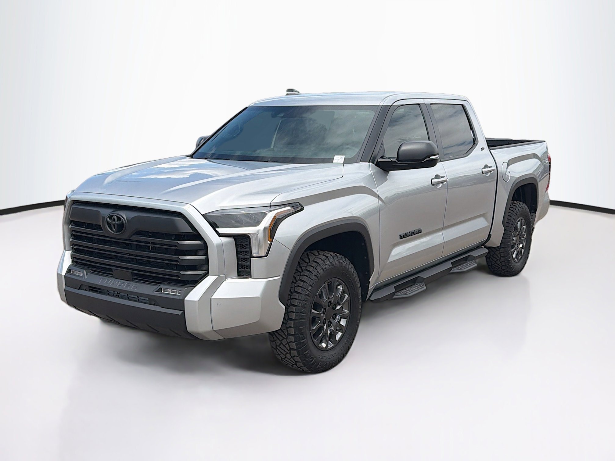 Used 2026 Toyota Tundra SR5 w/ SR5 Premium Package AWD/4WD image 3