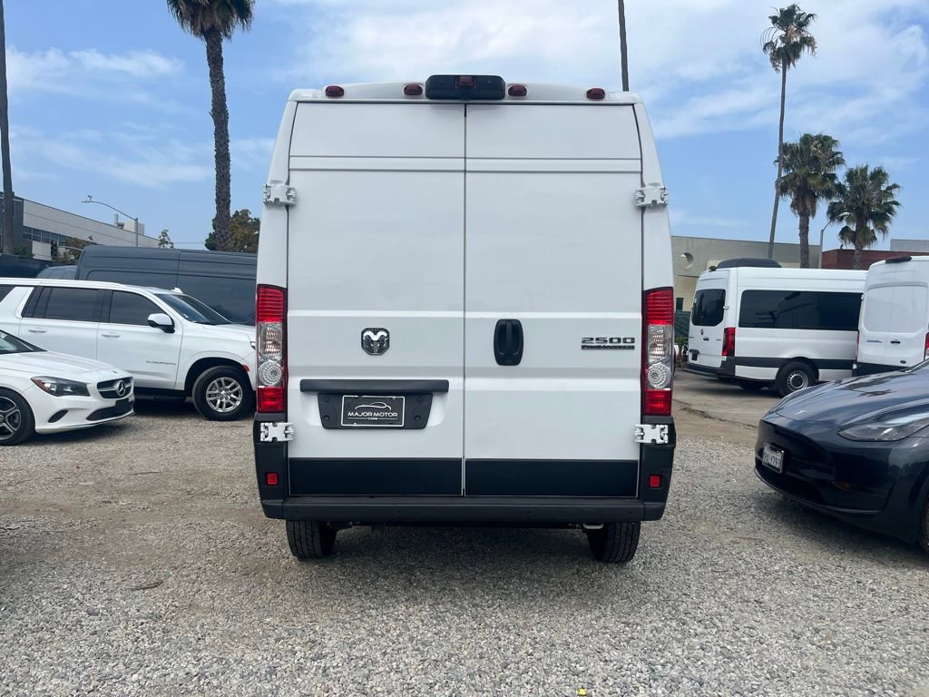 Used 2024 RAM ProMaster 2500 w/ Safety Group image 8