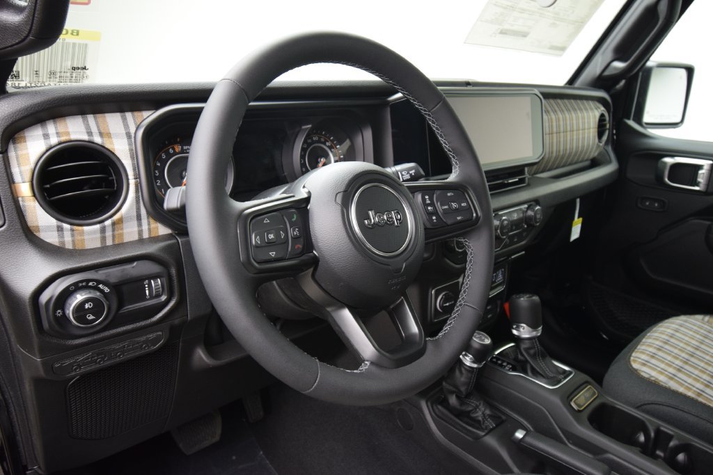 New 2026 Jeep Gladiator Sport AWD/4WD image 35