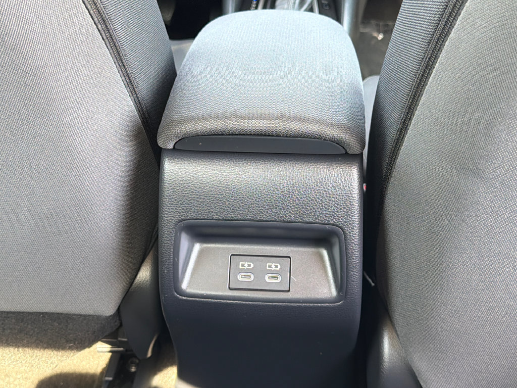 Used 2025 Toyota Corolla LE FWD image 15