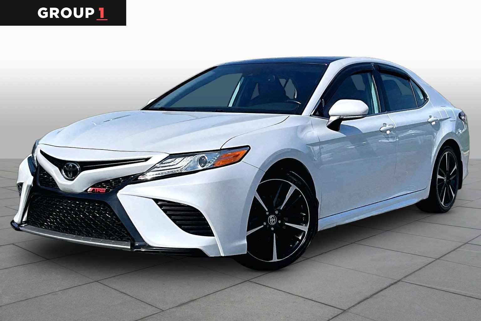 Used 2020 Toyota Camry XSE FWD video 1
