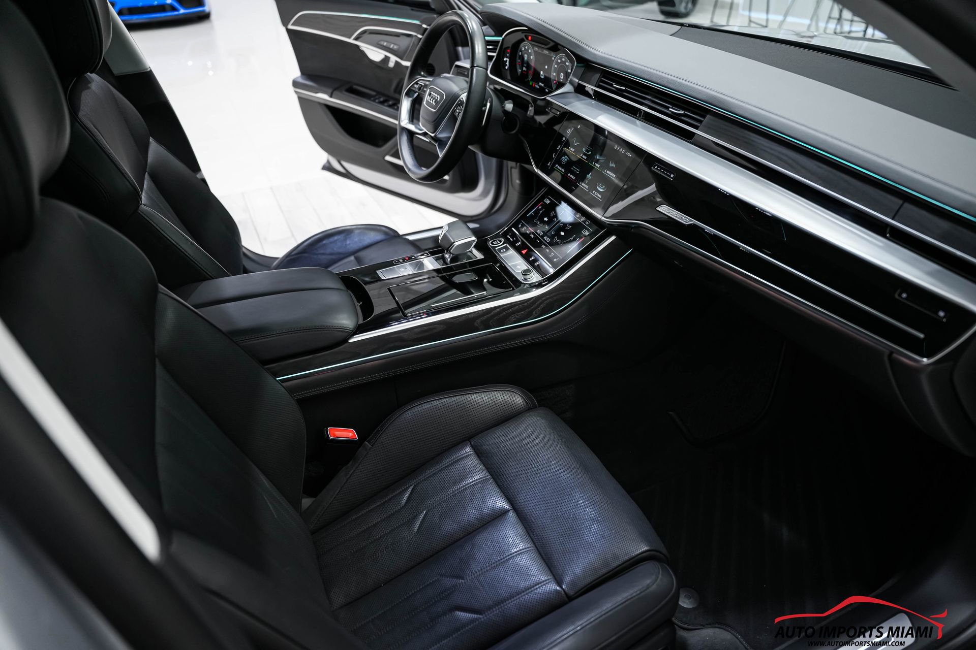 Used 2022 Audi A8 L 3.0T w/ Executive Package image 44