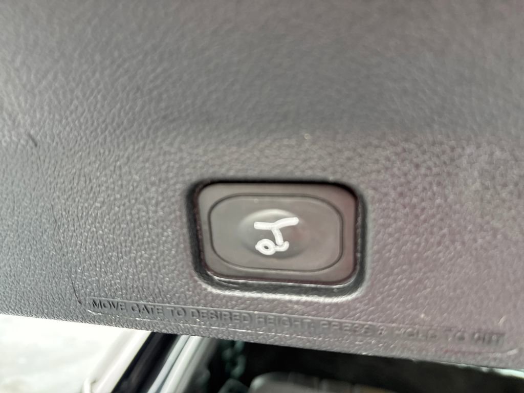 Used 2017 Ford Explorer Limited w/ Equipment Group 301A image 30