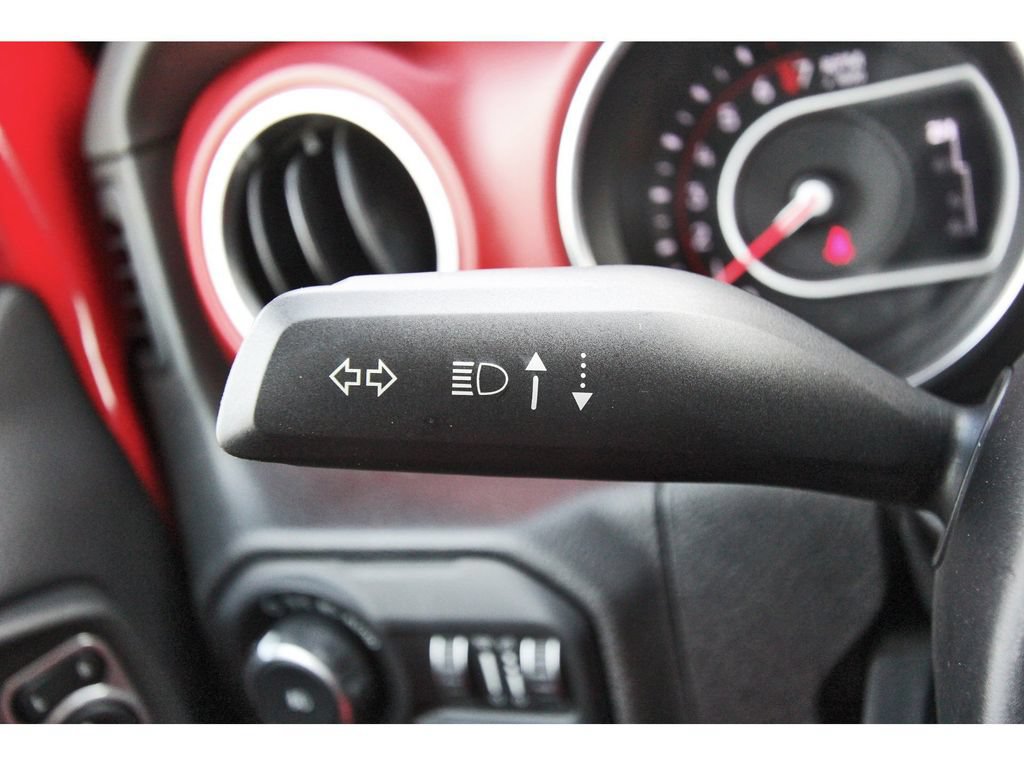 Used 2019 Jeep Wrangler Unlimited Rubicon AWD/4WD image 18