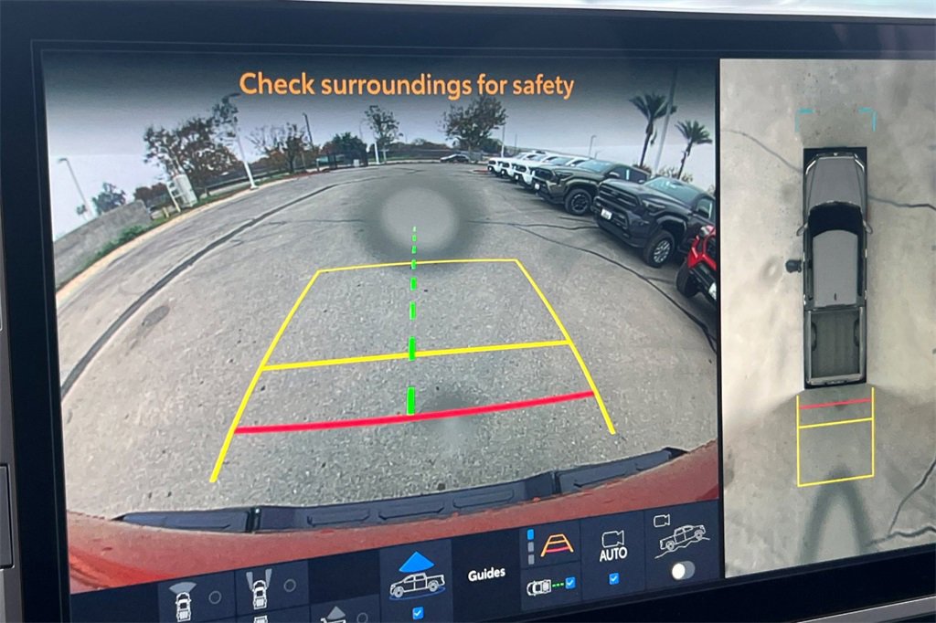 Used 2025 Toyota Tundra Limited image 23