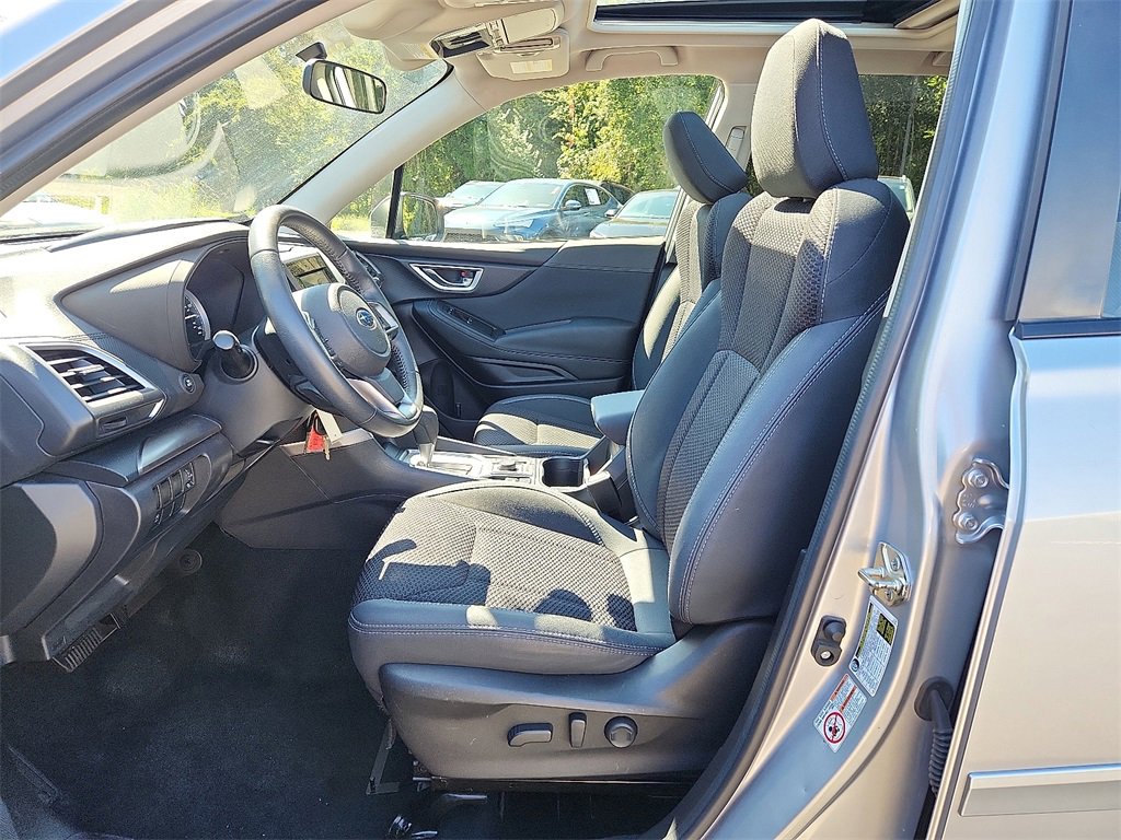 Used 2019 Subaru Forester Premium image 14