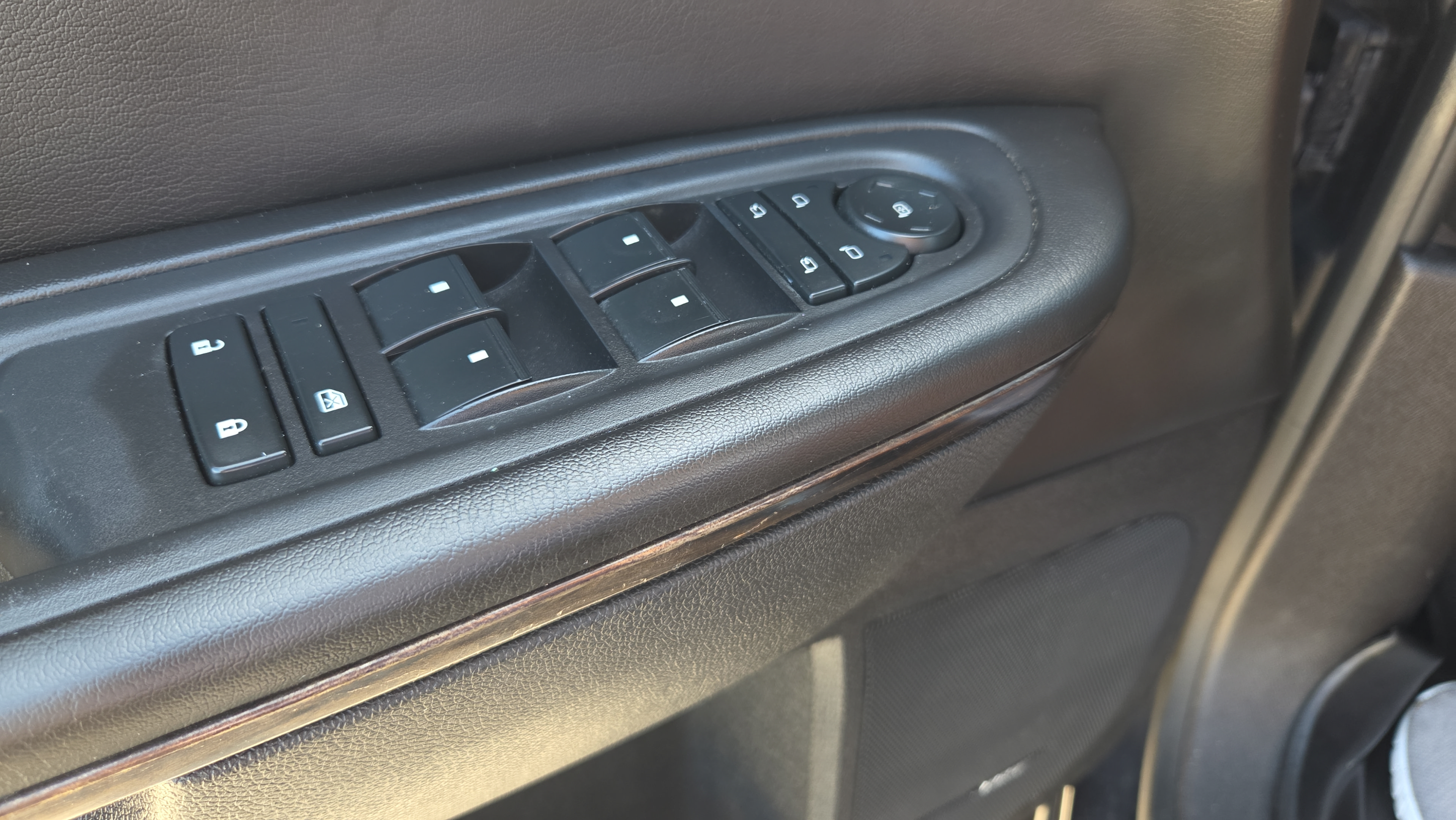 Used 2015 GMC Acadia Denali AWD/4WD image 28