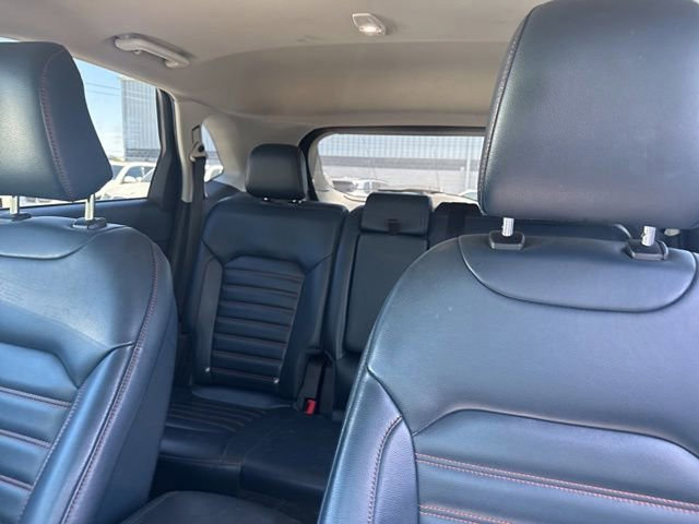 Used 2022 Ford Edge SEL w/ Sport Appearance Package AWD/4WD image 21