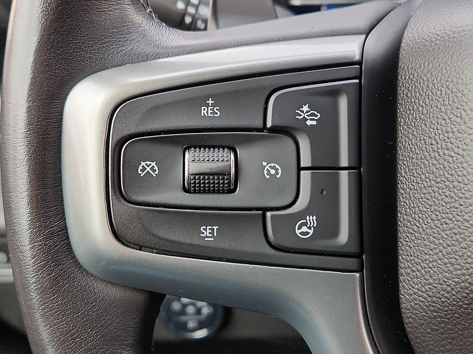 Used 2023 Chevrolet Silverado 1500 RST w/ Convenience Package II image 17