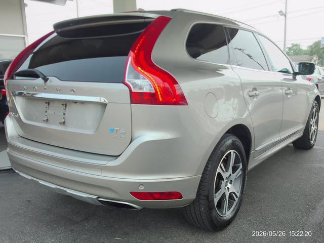 Used 2015 Volvo XC60 T6 Platinum AWD/4WD image 3