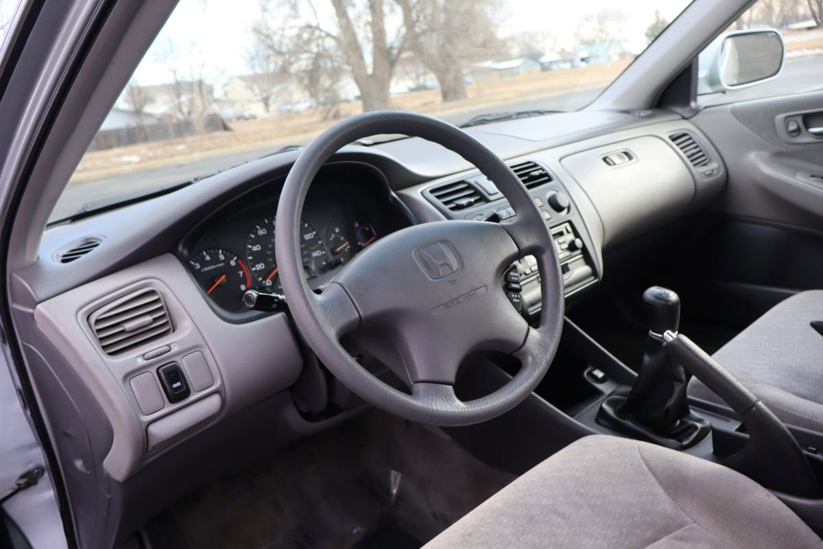 Used 2002 Honda Accord LX image 15