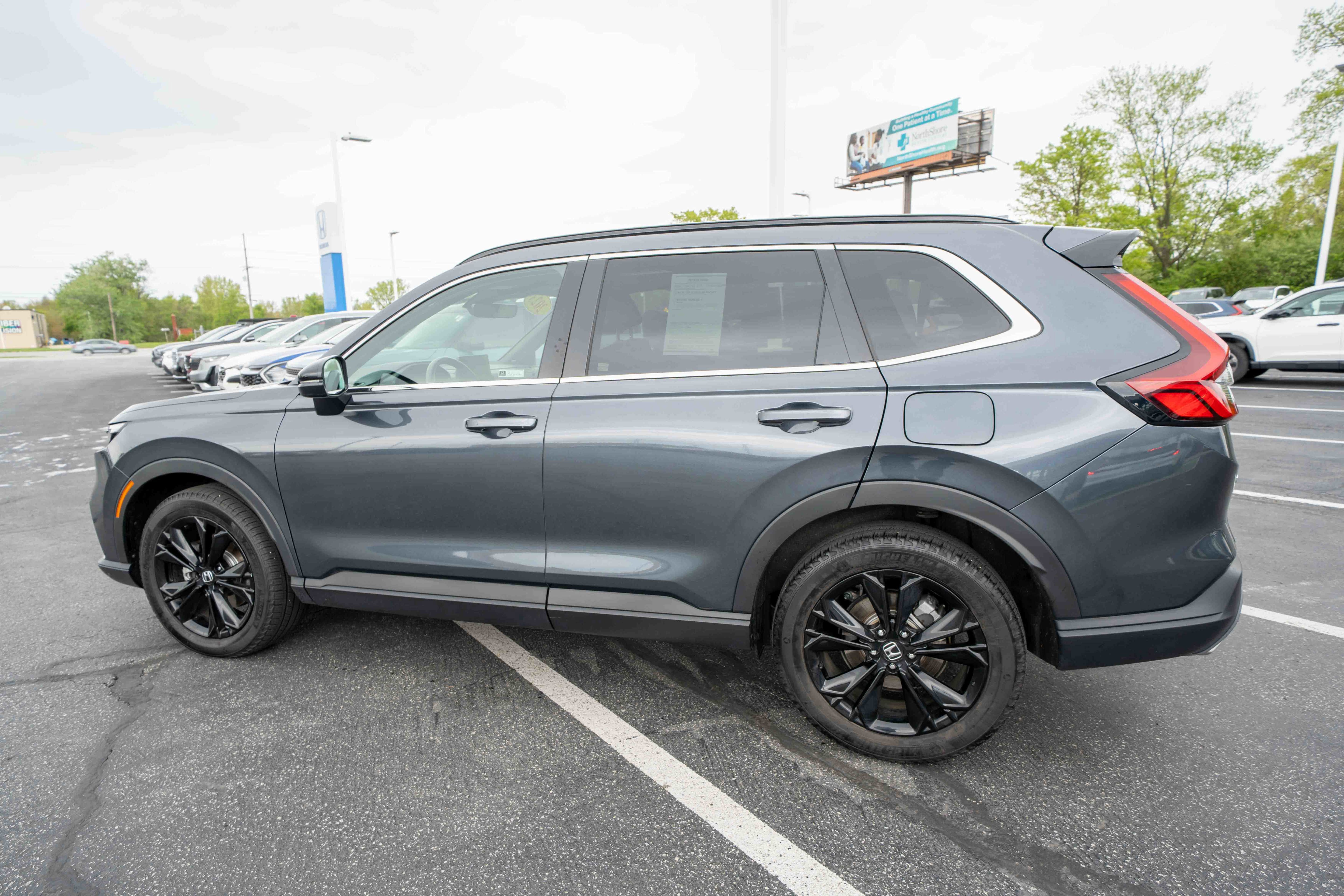 Certified 2023 Honda CR-V Sport Touring image 4
