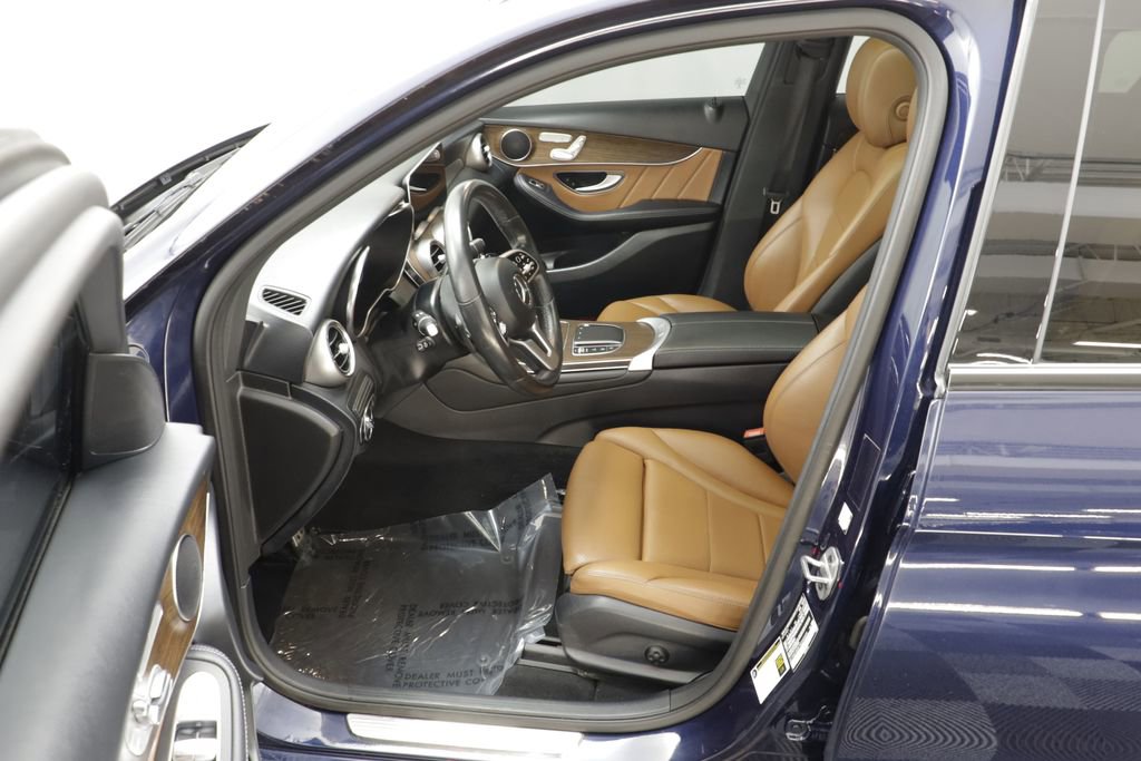 Used 2022 Mercedes-Benz GLC 300 4MATIC image 6