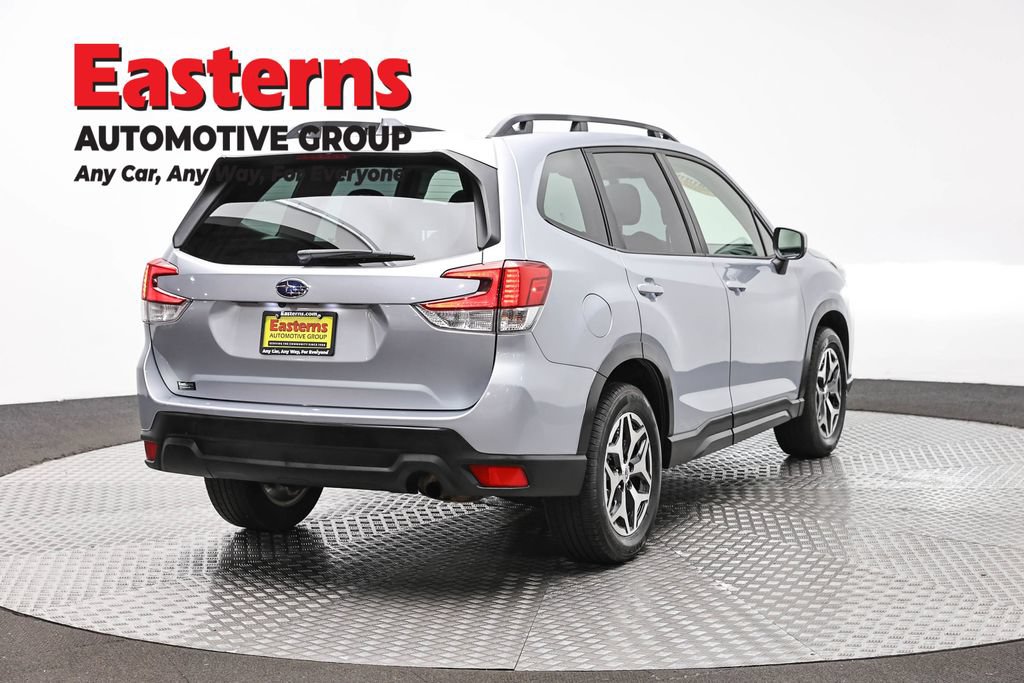 Used 2023 Subaru Forester Premium AWD/4WD image 5