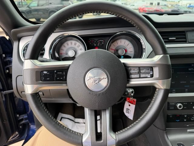 Used 2012 Ford Mustang GT Premium RWD image 17
