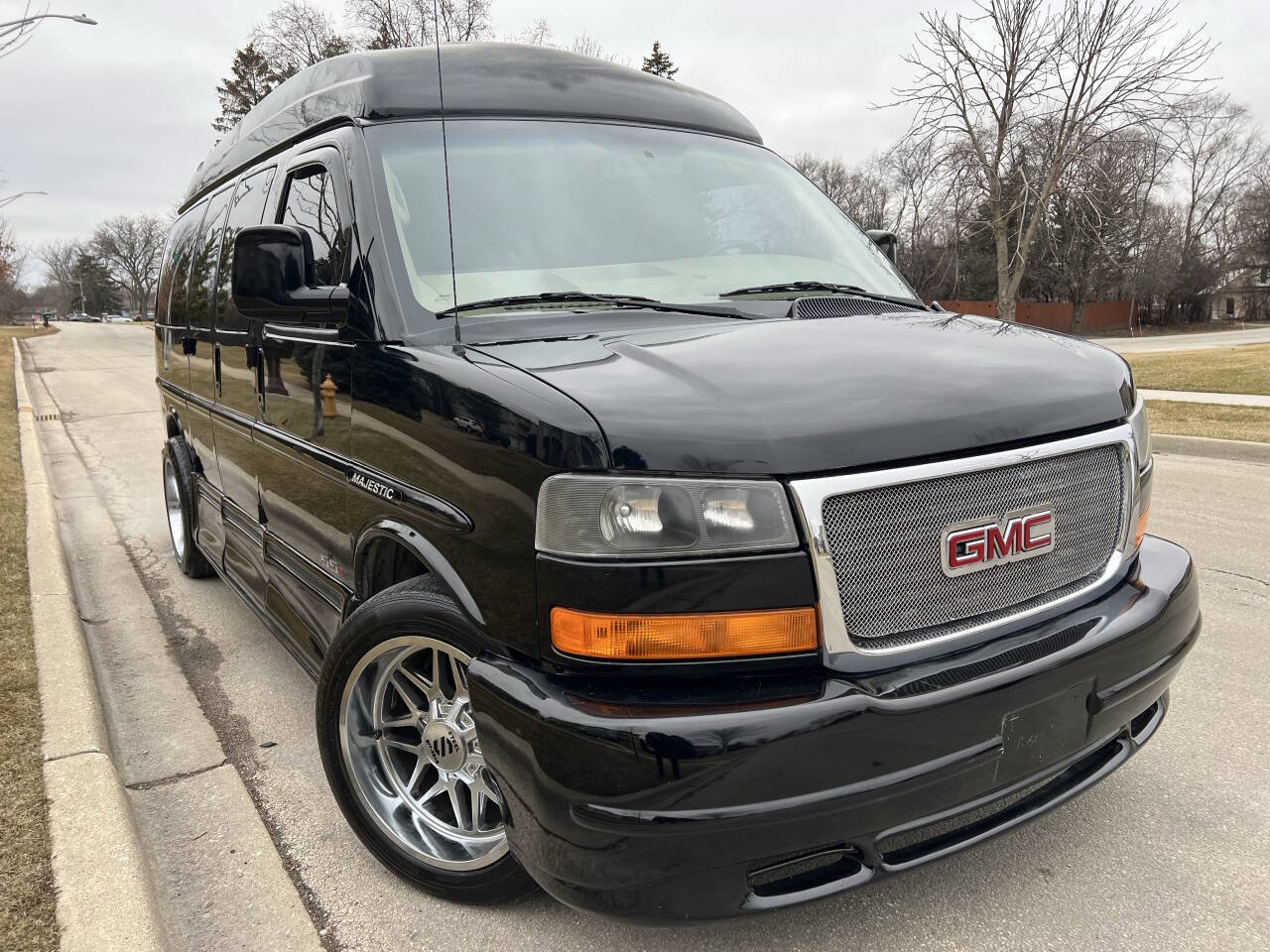 Used 2014 GMC Savana 1500 image 1