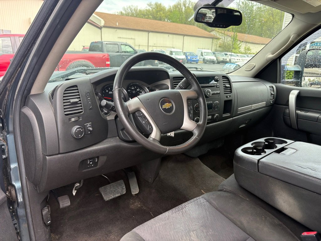 Used 2011 Chevrolet Silverado 3500 LT w/ Interior Plus Package AWD/4WD image 14