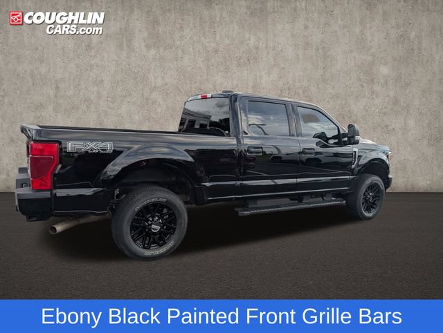 Used 2022 Ford F250 XLT w/ Black Appearance Package AWD/4WD image 9