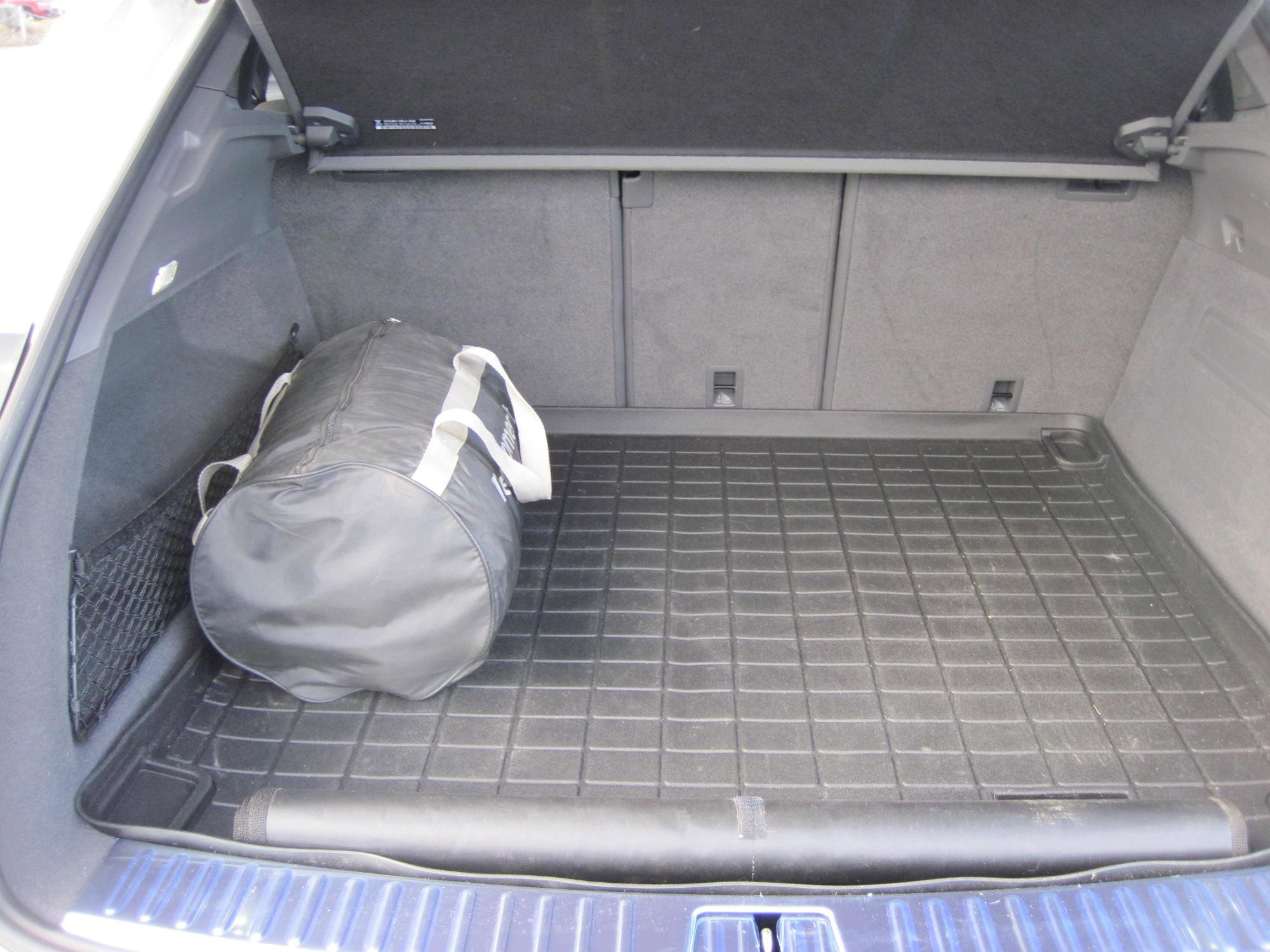 Used 2023 Porsche Cayenne Coupe image 5