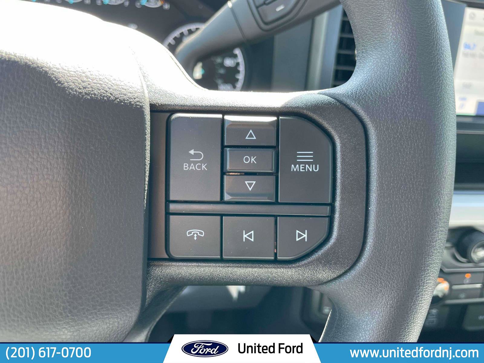 New 2023 Ford F250 XL w/ FX4 Off-Road Package AWD/4WD image 19