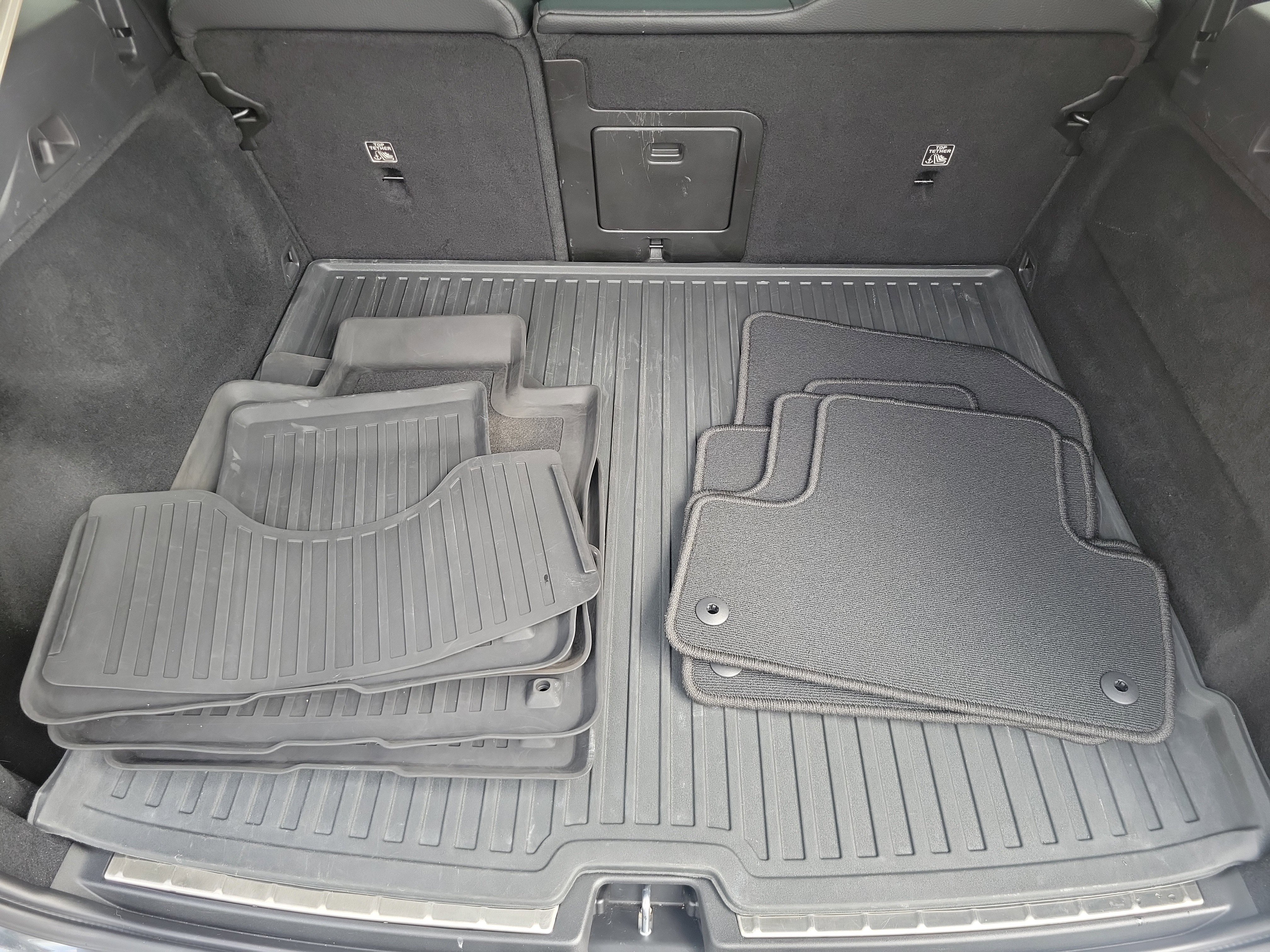 Used 2021 Volvo XC60 T5 Momentum image 7