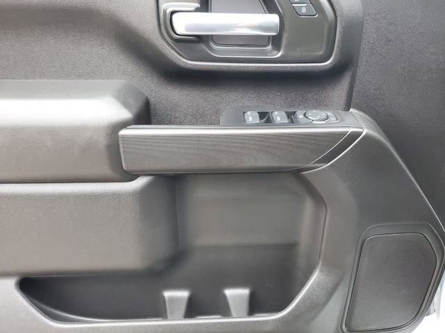 Used 2024 GMC Sierra 3500 Pro w/ Convenience Package image 16