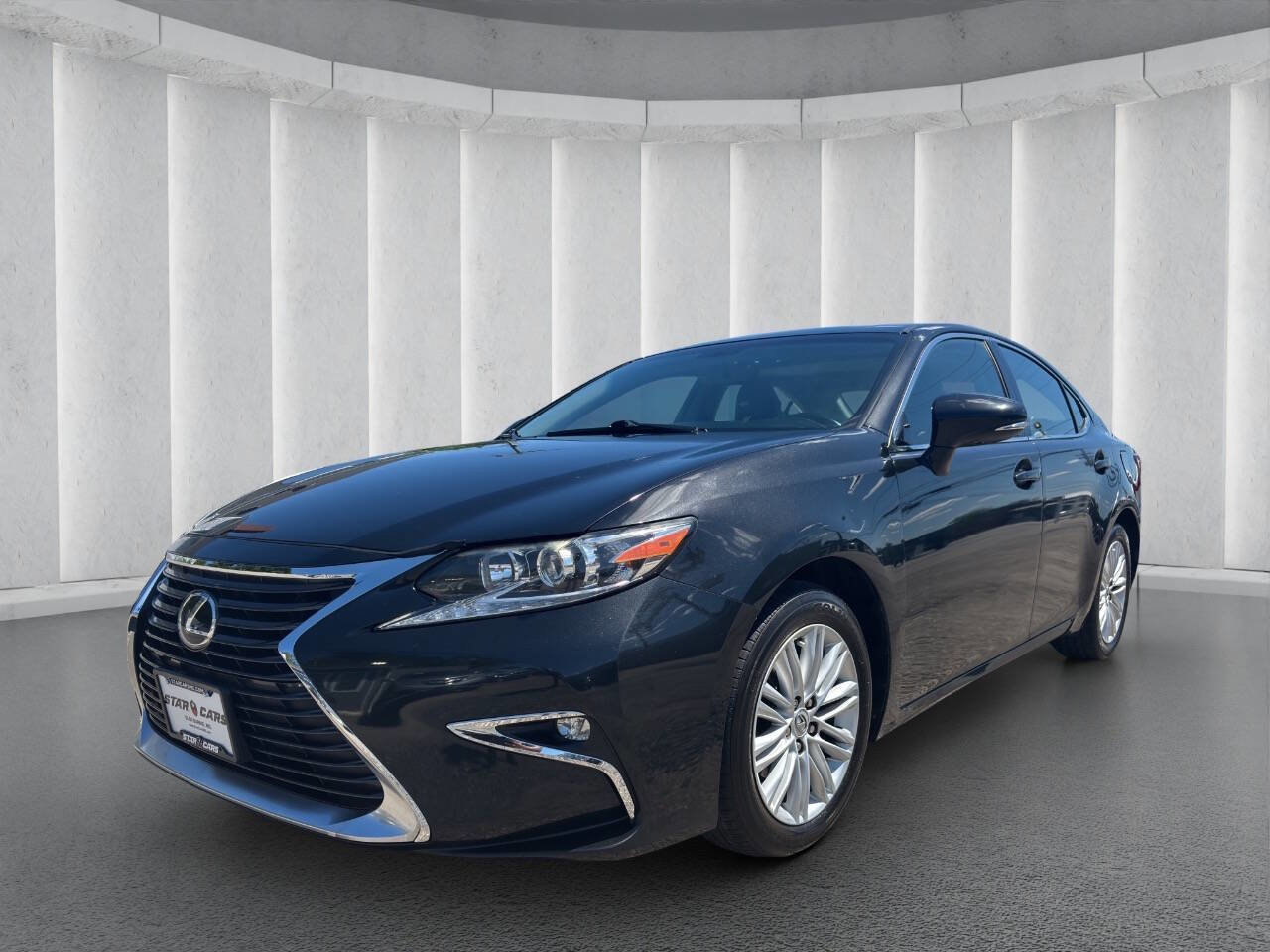Used 2016 Lexus ES 350 w/ Accessory Package 2 FWD image 1