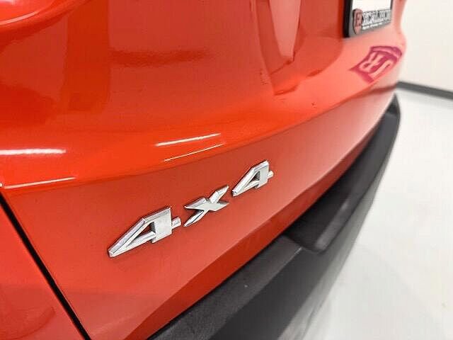 Used 2017 Jeep Renegade Latitude image 9