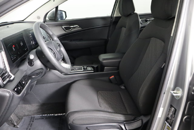 Used 2023 Kia Sportage LX FWD image 14