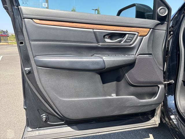 Used 2018 Honda CR-V Touring image 18