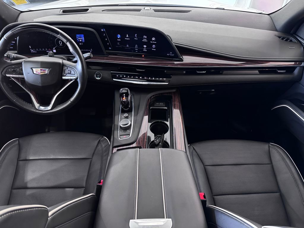 Certified 2023 Cadillac Escalade Premium Luxury AWD/4WD image 17