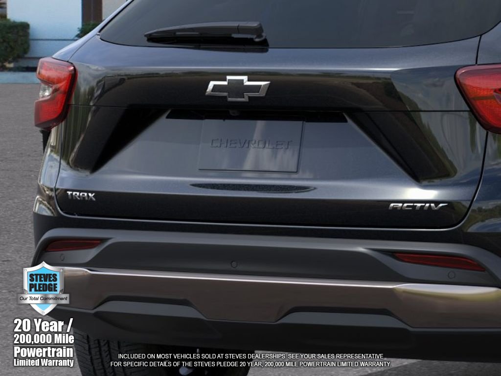 New 2026 Chevrolet Trax ACTIV w/ Sunroof Package FWD image 14
