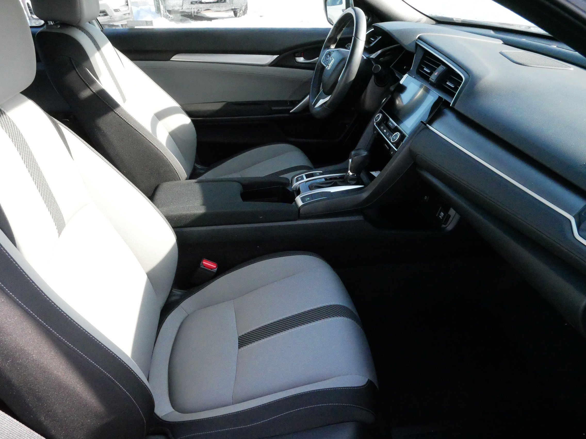 Certified 2018 Honda Civic EX-T image 11