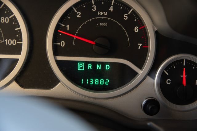 Used 2009 Jeep Wrangler Unlimited Rubicon w/ Dual Top Group image 27