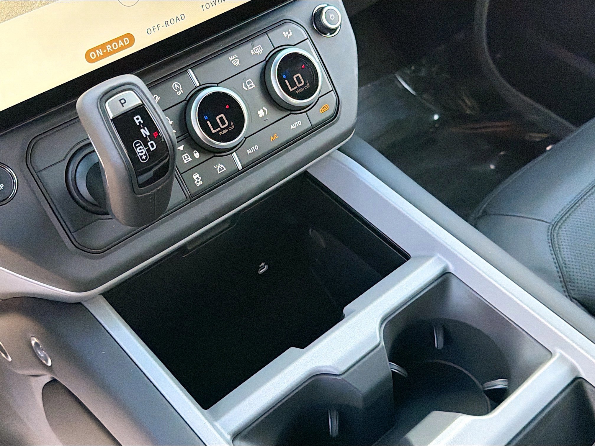 New 2026 Land Rover Defender 130 X image 30