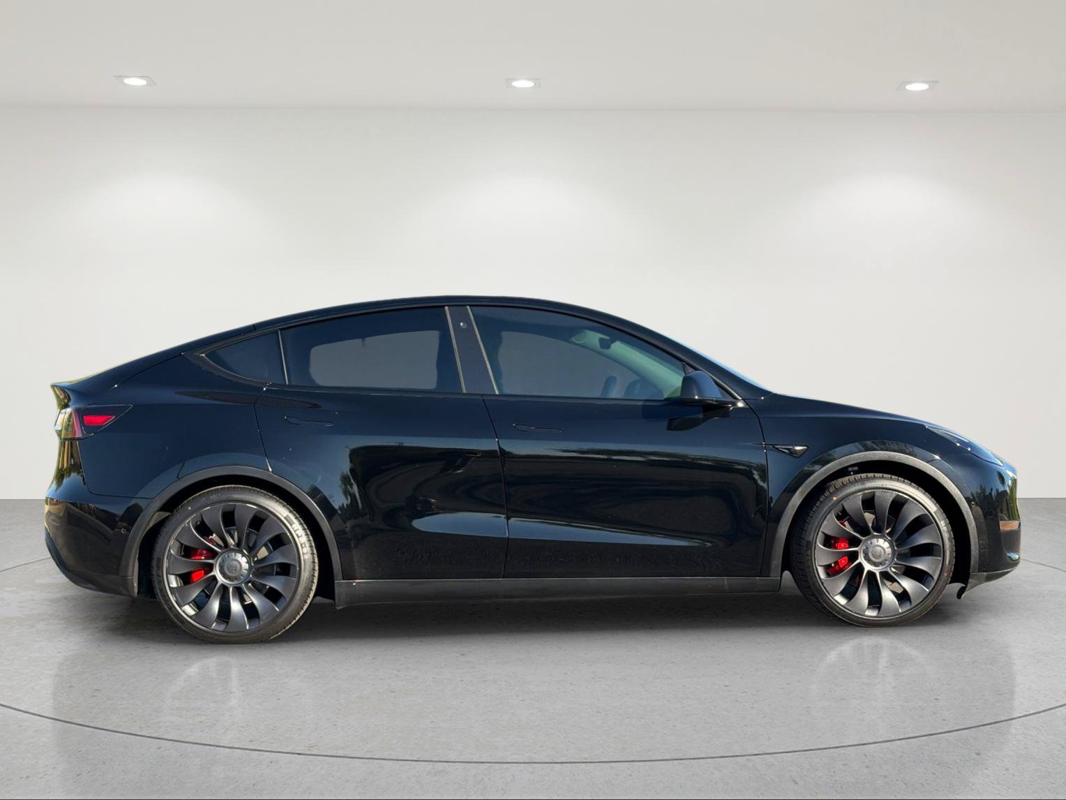 Used 2022 Tesla Model Y Performance AWD/4WD image 6